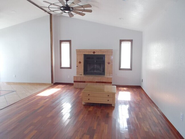 Building Photo - Stylishly Updated Single-Story 4BD Home with Sparkling Pool & Covered Patio Retreat