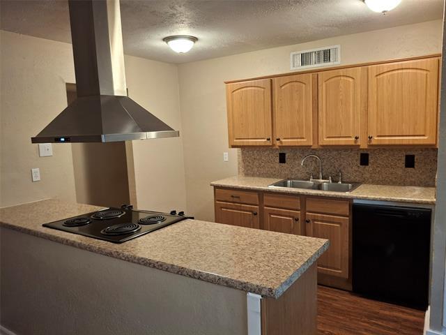 Building Photo - 510 Cumberland Dr