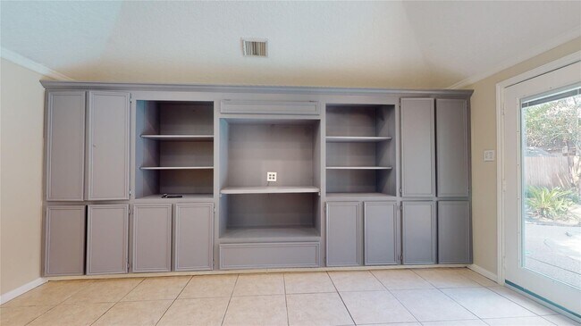 Foto del edificio - 3510 Cypresswood Dr