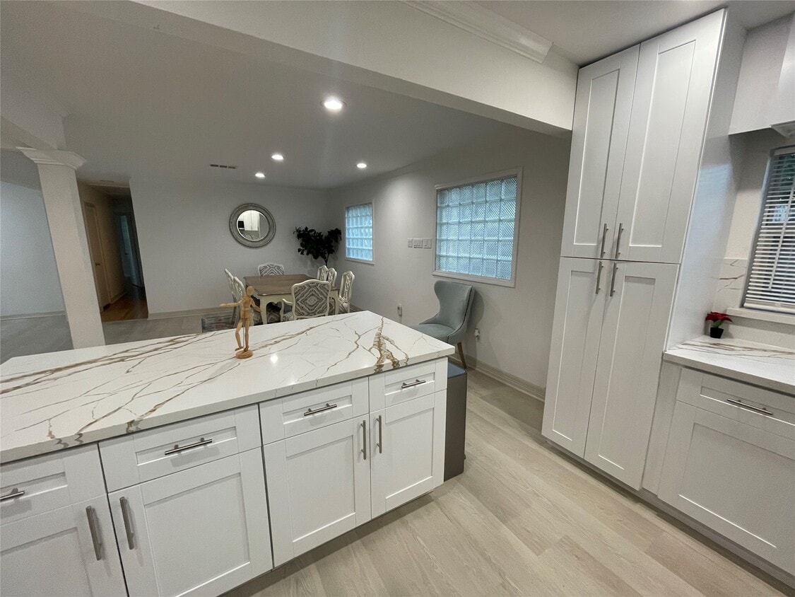Foto principal - 12834 Tosca Ln