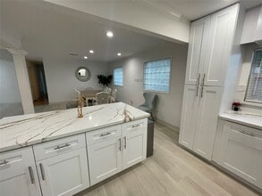 Building Photo - 12834 Tosca Ln