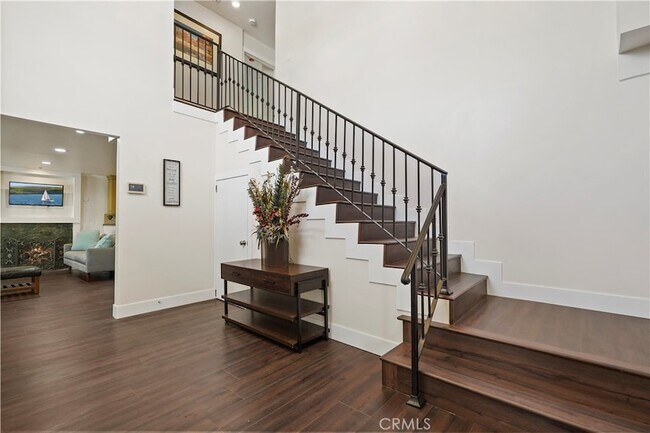 Foto del edificio - 7425 Vanalden Ave