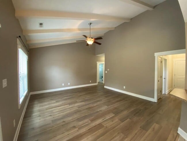 Building Photo - 3 Bed, 2 Bath unfurnished home with Bonus room in Escoba Bay!