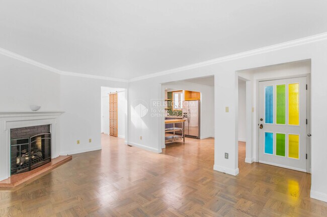 Foto del edificio - 945 Woolsey St