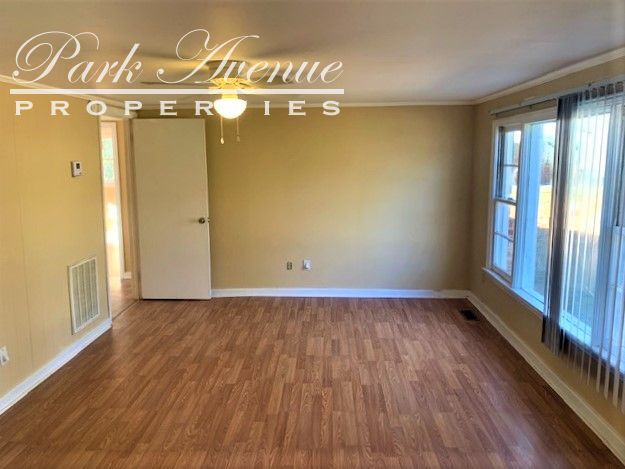 Building Photo - 301 Carolina Boulevard - PENDING LEASE