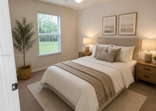 Foto del edificio - 14890 Pleasant Bay Ln