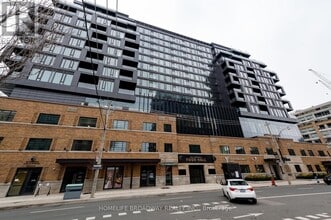 Building Photo - 505 Richmond St W