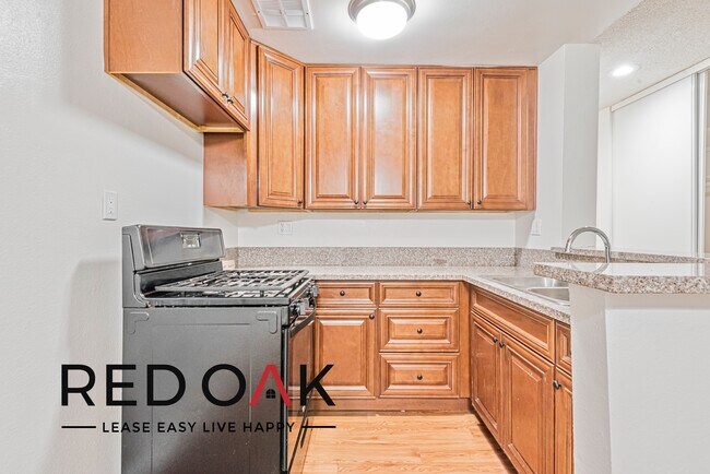 Foto del edificio - Beautiful One Bedroom with Large Private B...