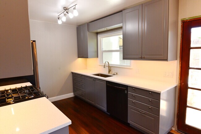 Photo - 20 Pleasant Valley Dr Apartments