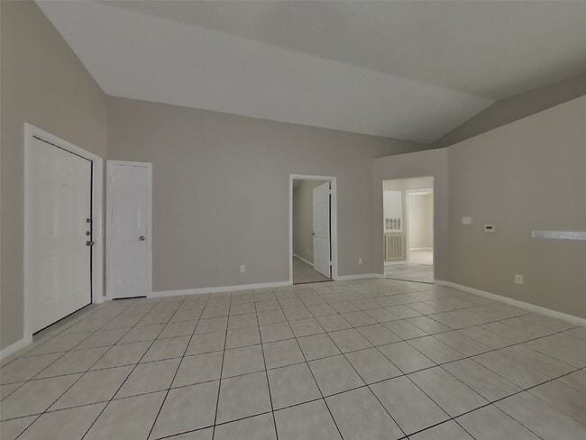 Building Photo - 3215 Kelling St