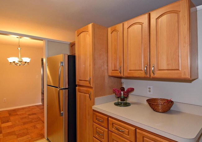 Foto del edificio - 7513 Spring Lake Dr