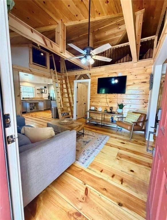 Foto del edificio - 165 Corbin Hill Rd