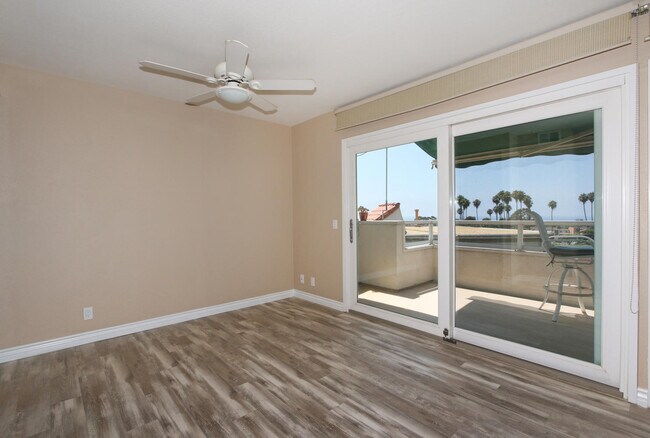 Foto del edificio - 721 Calle Los Olivos