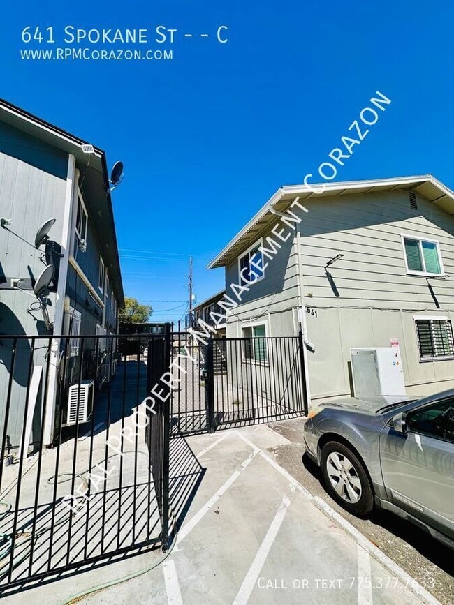 Building Photo - 641 Spokane St