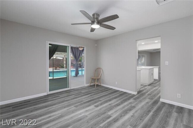 Building Photo - STUNNING HOME IN 89107