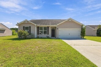 Building Photo - 111 Willow Dr
