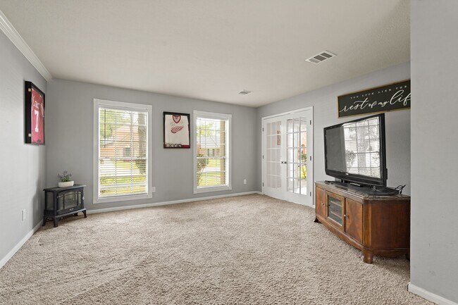 Foto del edificio - 10503 Minturn Ln