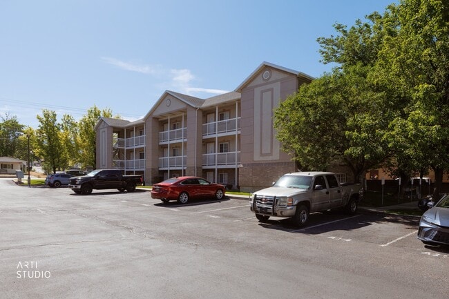 Building Photo - 1227 W 160 N