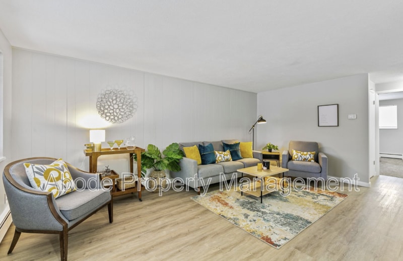Photo - 434 West 10th Street