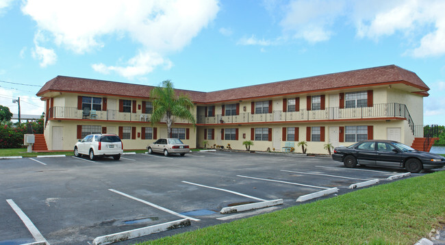 Building Photo - 1675 Florida Mango Rd