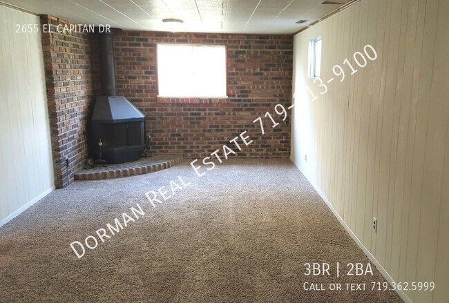 Building Photo - Single Family with Mountain Views