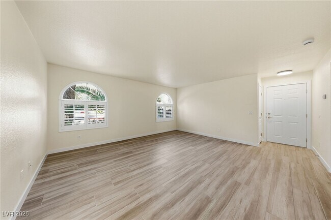 Foto del edificio - 9325 W Desert Inn Rd