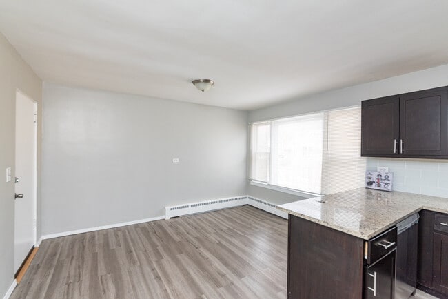 Foto del edificio - 3058 N Kostner Ave