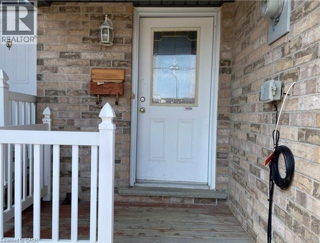 Photo du bâtiment - 147 Activa Ave