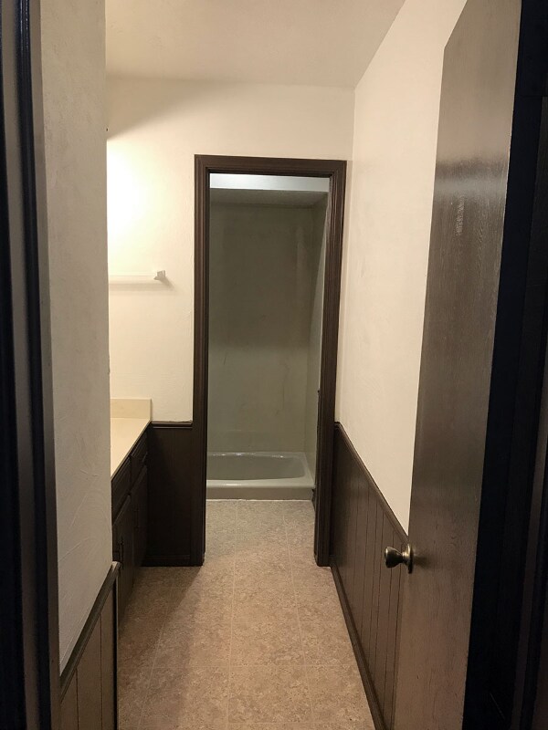 Foto del edificio - 304 Willow Branch Rd