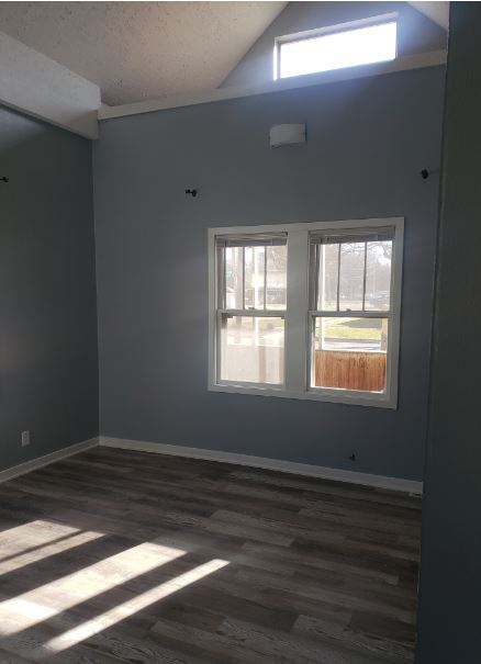 Foto del edificio - 6044 Kearney Ave