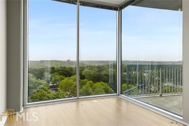 Foto del edificio - 3300 Windy Ridge Pkwy SE