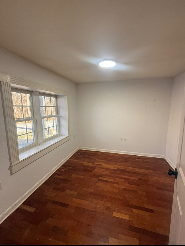 Building Photo - 211 Mount Zion Church Rd