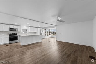 Building Photo - 4685 Kahlua Ln