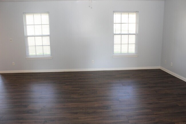 Building Photo - 2856 O'Hunter Ave