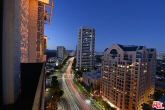 Building Photo - 10535 Wilshire Blvd