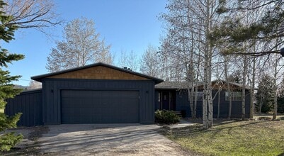 Building Photo - 1025 W 8000 S