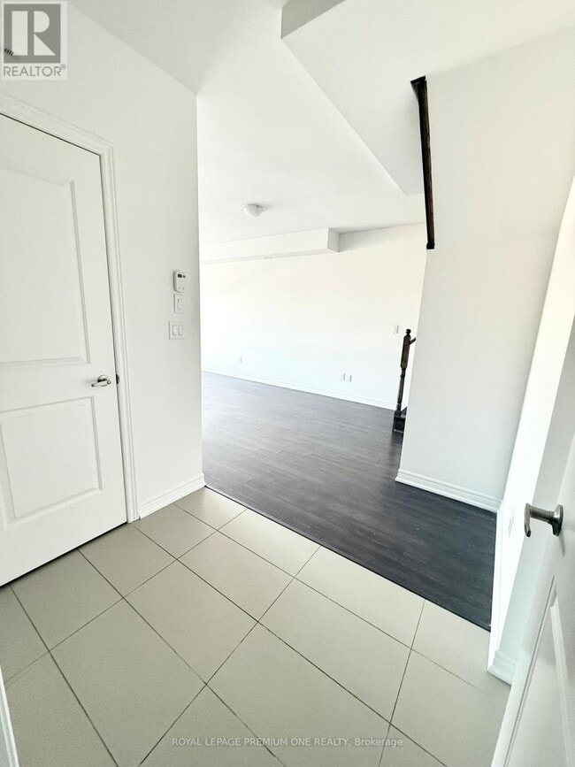 Photo du bâtiment - 125 Kayla Crescent