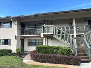 Building Photo - 106 Fairway Ct