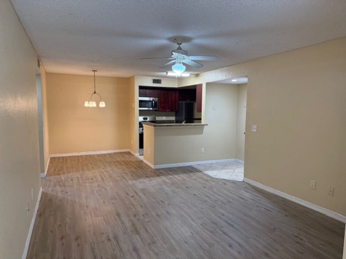 Photo - 5124 Conroy Rd