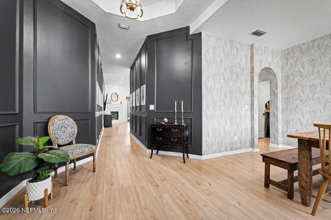 Foto del edificio - 1801 Shady Grove Ln