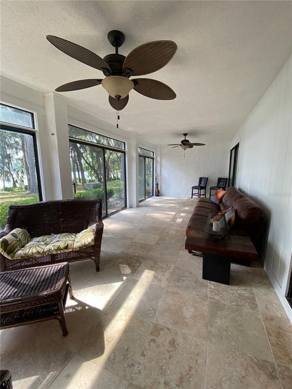 Foto del edificio - 2712 SW 14th Dr