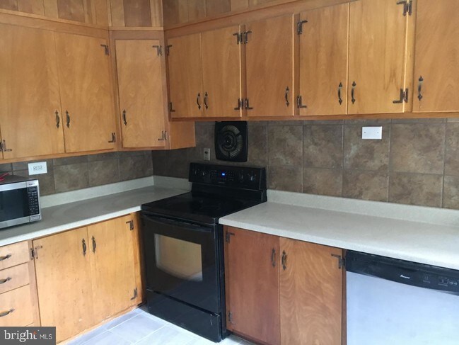 Foto del edificio - 4309 Mitchell St