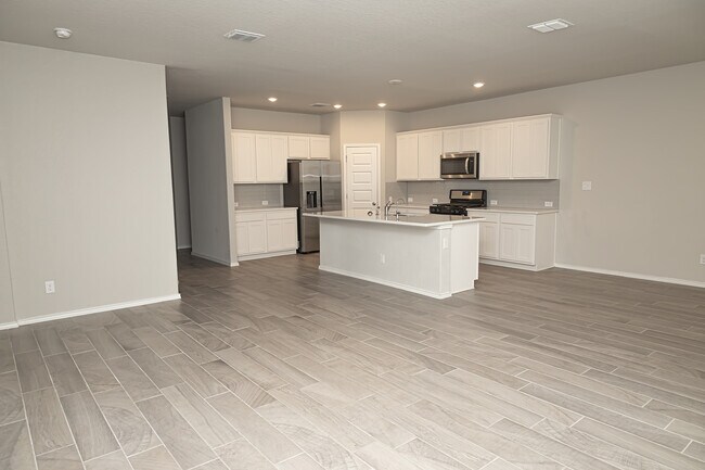Building Photo - 7414 Daniel Krug