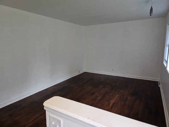 Foto del edificio - 4711 Crescent Rd