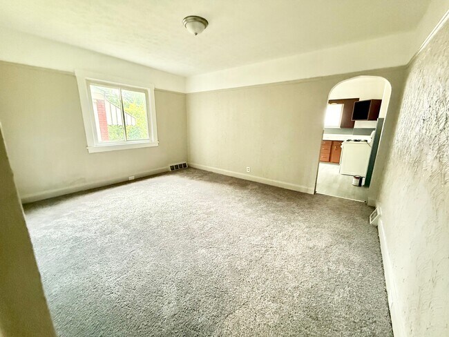 Foto del edificio - 864 Vankirk St
