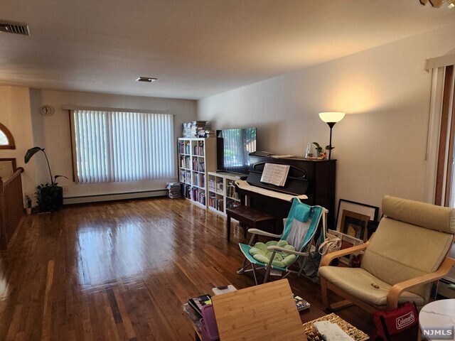 Foto del edificio - 2484 6th St