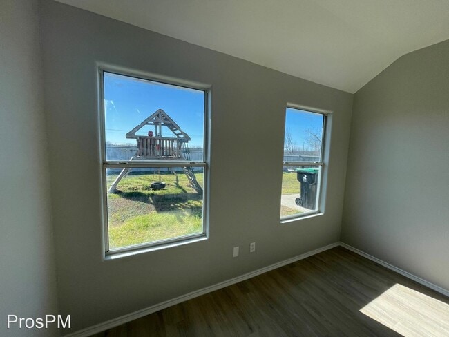 Building Photo - 3 br, 2 bath House - 12705 Carpenter Lane