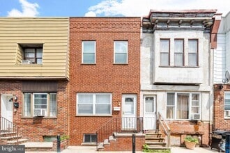 Building Photo - 2629 S Sheridan St