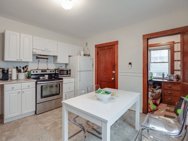 Foto del edificio - 1716 Columbia Rd