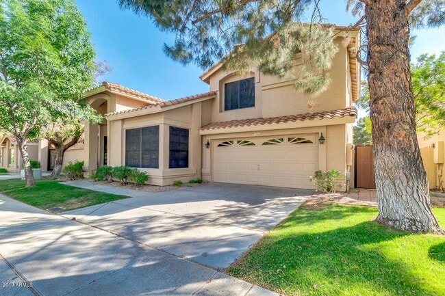 Building Photo - Location! Location! Beautiful 4 Bedroom/ 3 Bath Home! Ray/Kyrene